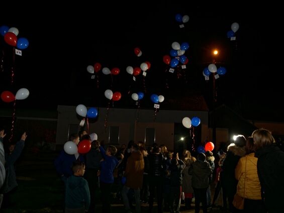 Lâcher de ballons centenaire 11 novembre 2018 Lâcher de ballons centenaire 11 novembre 2018