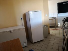 Réfrigérateur et congélateur salle des fêtes de Mauregny En Haye